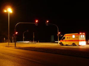 Czy ratowanie życia jest w cenie?  Jak zostać ratownikiem medycznym