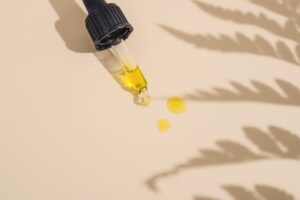 Olej CBD – czym jest i dlaczego zyskuje tak dużą popularność?